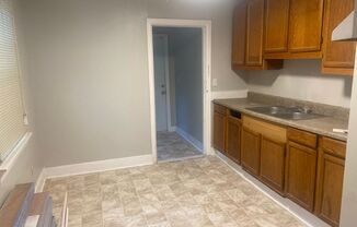 2 beds, 1 bath, $950