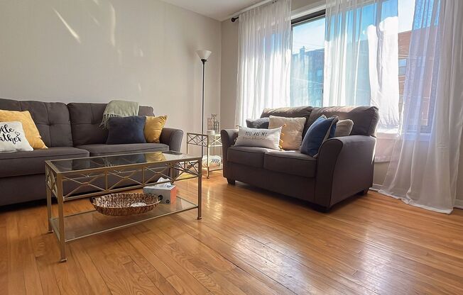 308 W 27 ST