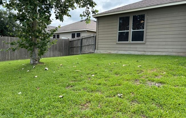 Welcome to this spacious 4 bedroom, 2 bathroom home located in Selma, TX.