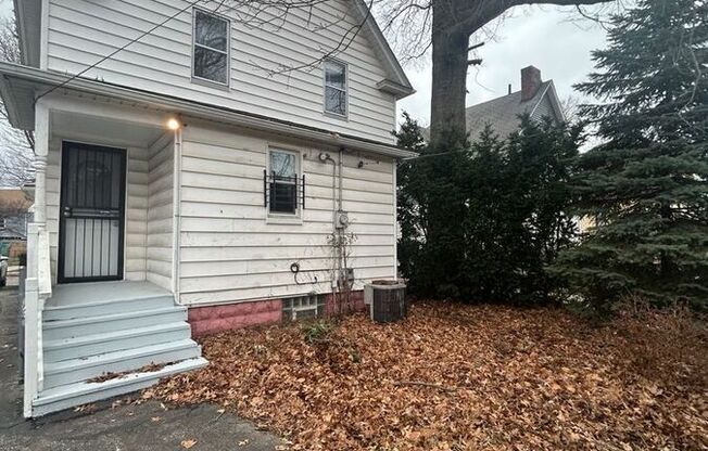 429 CLEVELAND RD