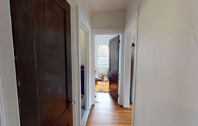 2 beds, 1 bath, $1,995, Unit Unit 2 (1st Fl)