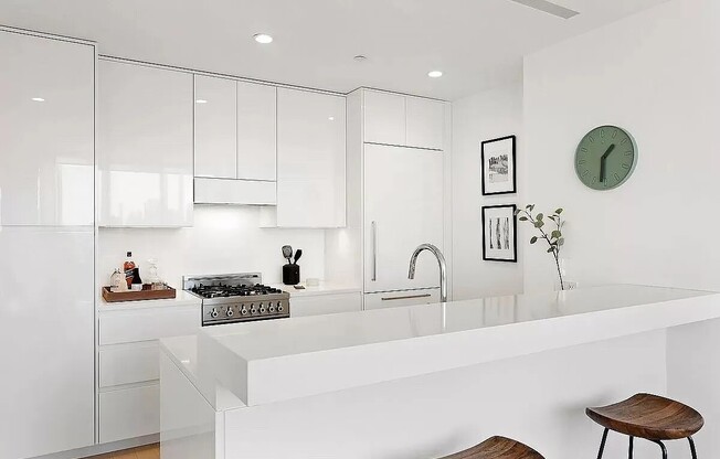 1 bed, 1 bath, $4,701, Unit 27B