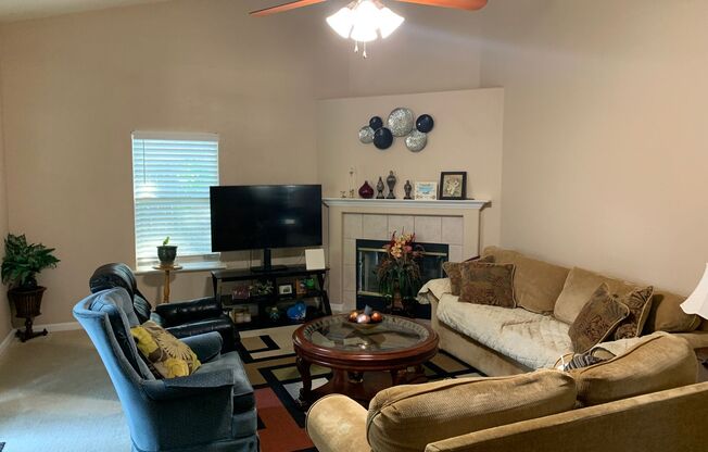 3 beds, 2 baths, $2,100