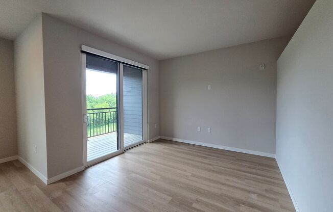 Studio, 1 bath, 612 sqft, $1,490, Unit 8421-223
