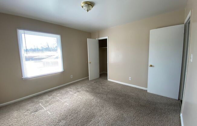 2 beds, 1.5 baths, 800 sqft, $1,340, Unit 4629-04