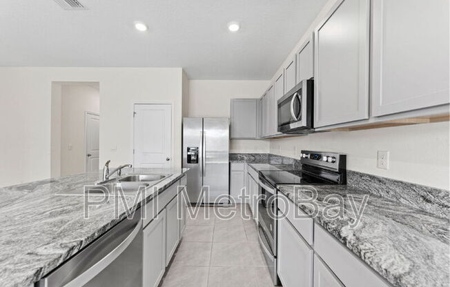 9267 ROCK HBR WAY