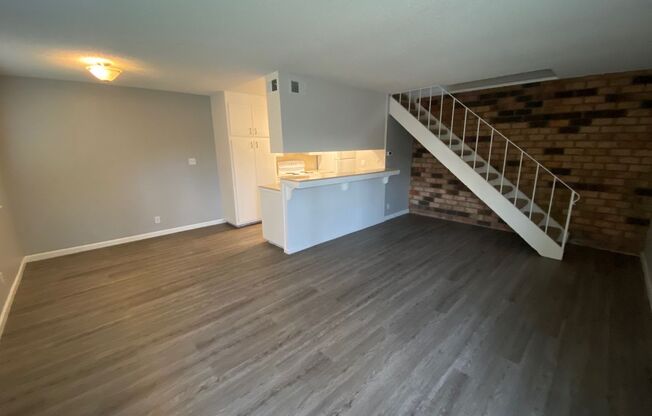 2 beds, 1 bath, $1,595, Unit # 2