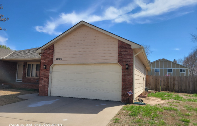 10603 W DOUGLAS