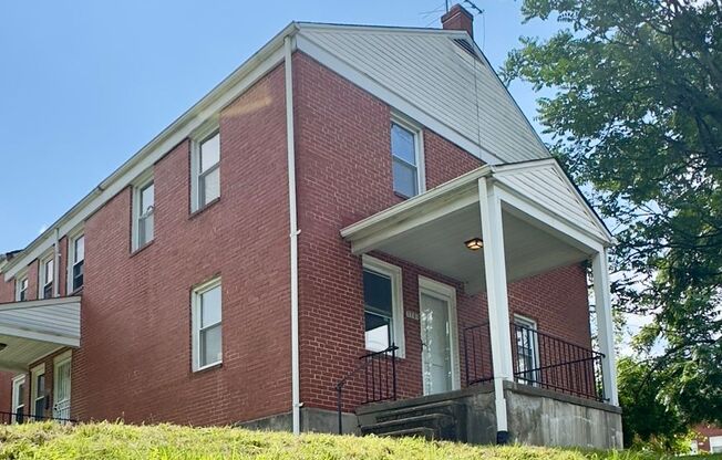 Charming 3 Bedroom/1.5 Bathroom Home in Loch Raven Neighborhood, MD!