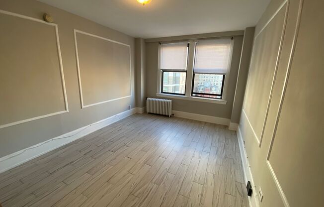 Sleek Studio in the Heart of Center City Available Now!