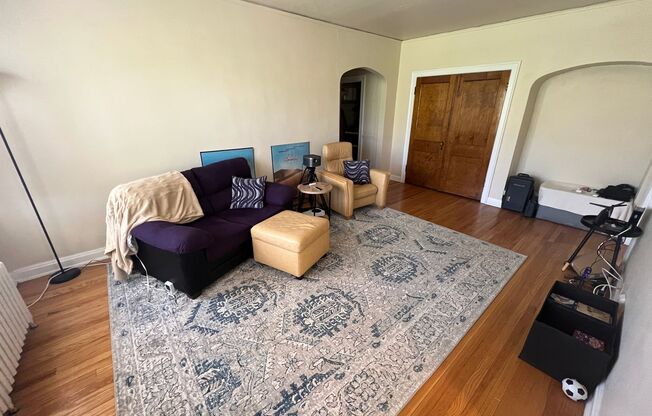 1 bed, 1 bath, 1,000 sqft, $1,095, Unit 302