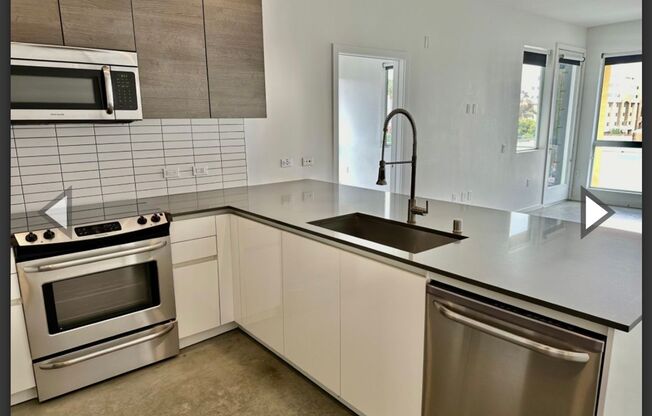 2 beds, 2 baths, 1,102 sqft, $3,450, Unit 203