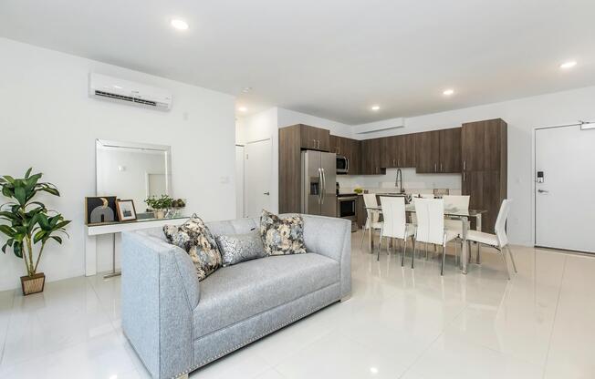 2 beds, 2 baths, 1,175 sqft, $2,315