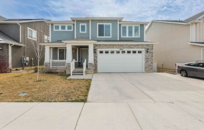 6 Bedroom 3.5 Bathroom House in Saratoga Springs!