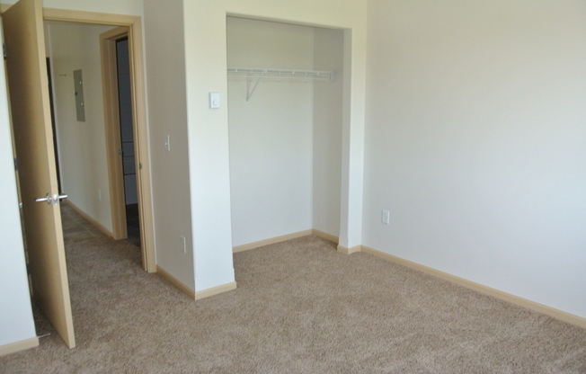 2 beds, 2 baths, $1,025, Unit 208
