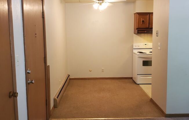 Carriage Place Apartments:  2708 34th Street