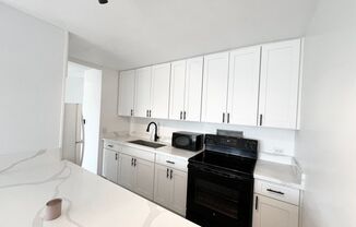 1 bed, 1 bath, $2,400, Unit # 1225