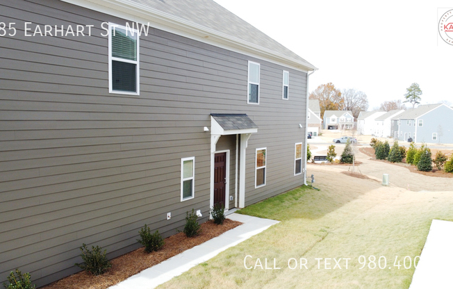 785 EARHART ST NW