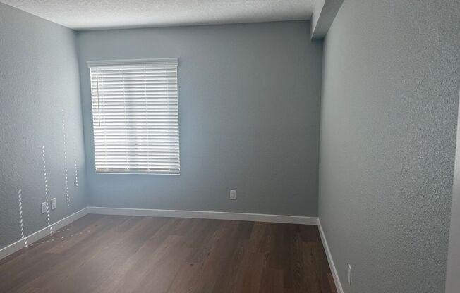 2 beds, 1 bath, 821 sqft, $2,820, Unit E003