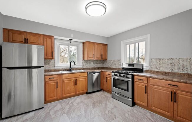 Stunning 3 bedroom home in Penn Hills available April 1st!