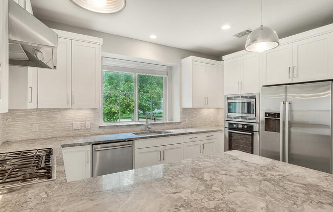 703 E 49 ST