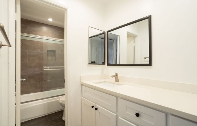 2 beds, 2 baths, 918 sqft, $3,595, Unit 101