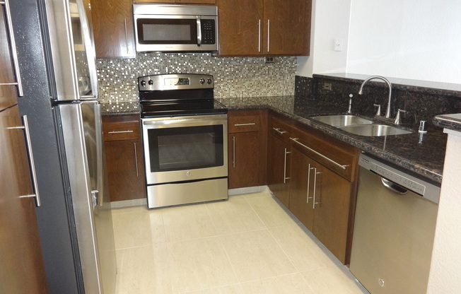 1 bed, 1 bath, $2,250, Unit #206