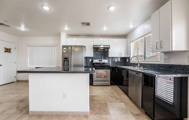 Stunning 4 bedroom property in the vibrant city of Las Vegas!