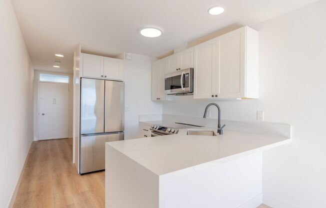 940 Guerrero Street (1082r)
