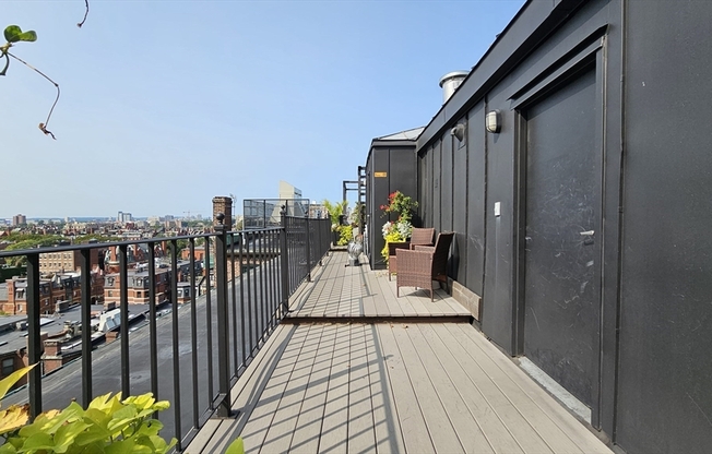 2 beds, 2 baths, 1,350 sqft, $7,000, Unit 701