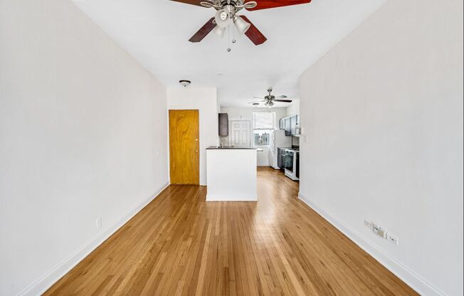 1 bed, 1 bath, 530 sqft, $1,595, Unit 4732-3A