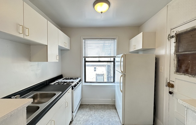 2336 Spaulding