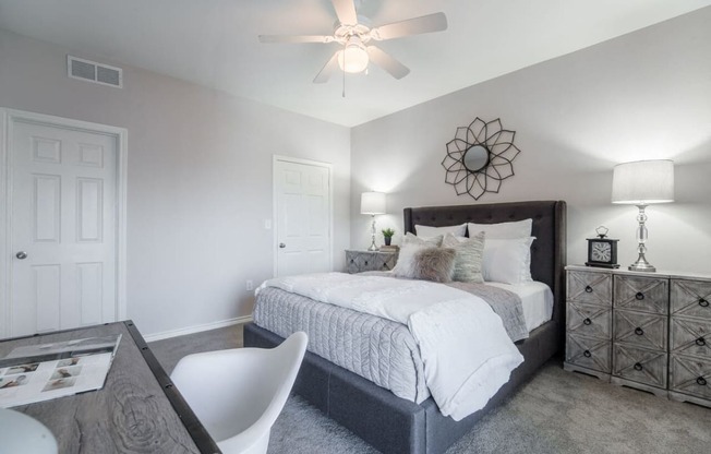 Comfortable Bedroom at The Remington, Lewisville