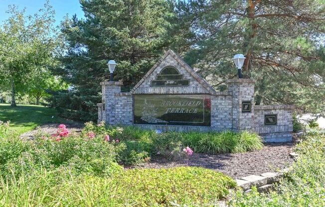 Brookfield Condo for Rent