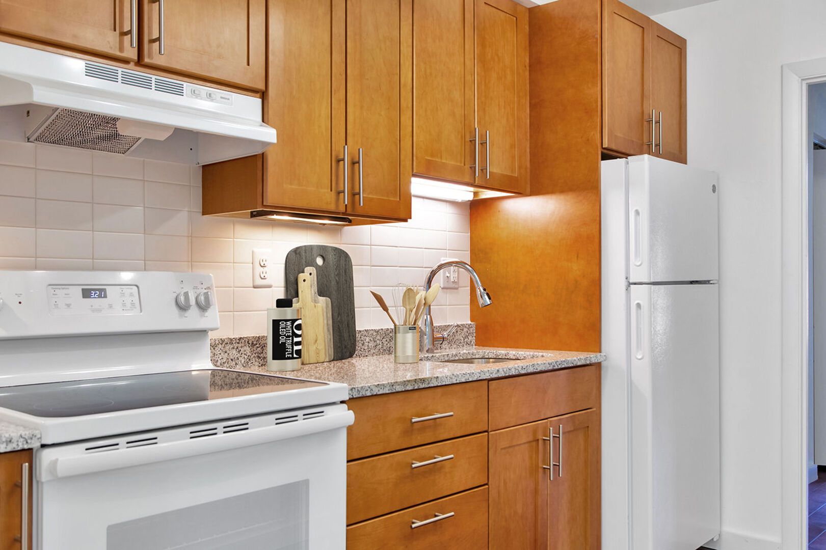 Warren Avenue Apartments
