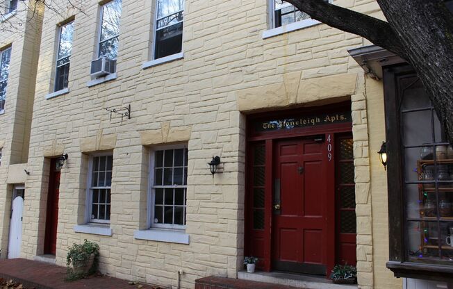 Stoneleigh Apartments