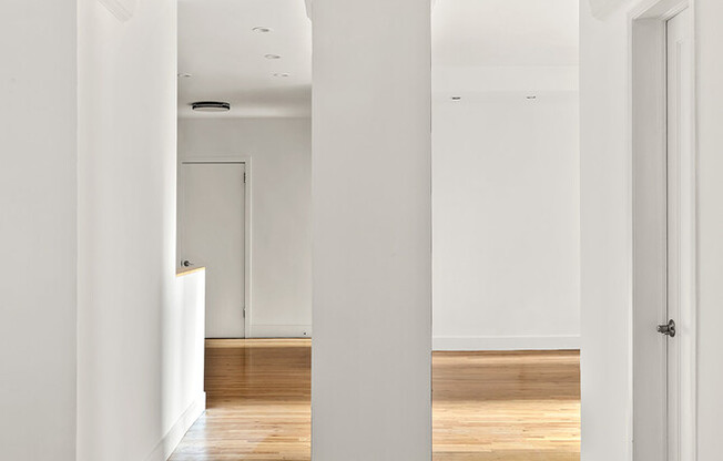 3 beds, 3 baths, 2,000 sqft, $15,000, Unit 7HI