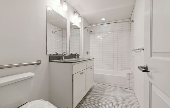 3 beds, 1.5 baths, 970 sqft, $1,400, Unit Unit 109