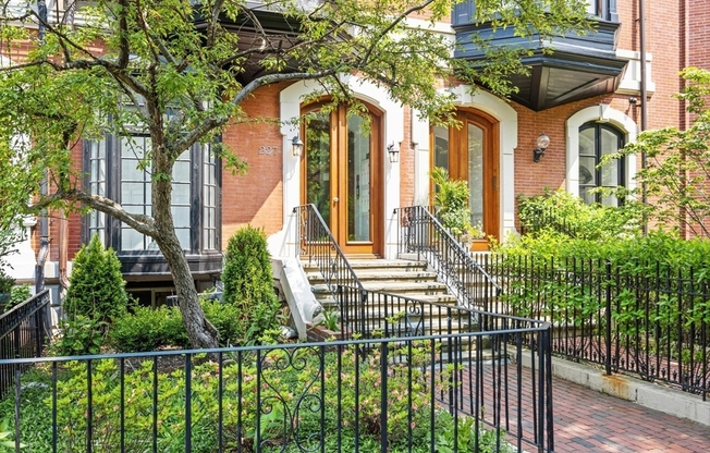 227 MARLBOROUGH ST