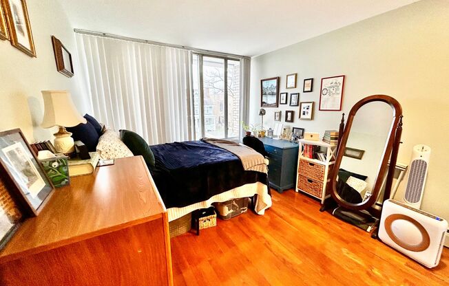 2 beds, 1 bath, 768 sqft, $2,350, Unit 321