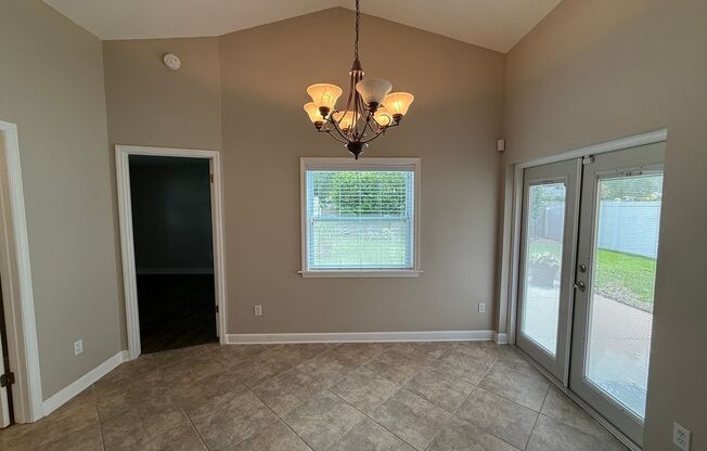 Charming 2-Bed, 2-Bath Home in The Reserve at the Crossings – Lake Mary Living at Its Best!