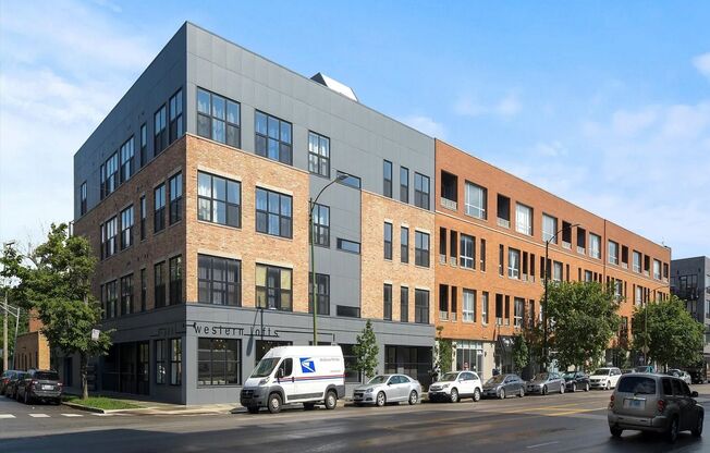 1 bed, 1 bath, 600 sqft, $1,895, Unit 13