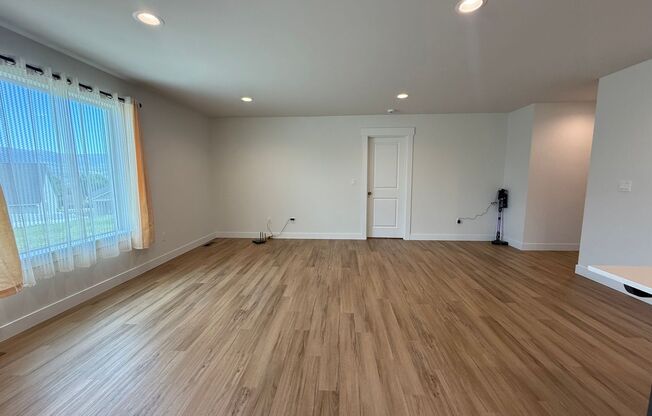 Now renting 3-bedroom House, to view this and other rentals go to www.stillproperties.com