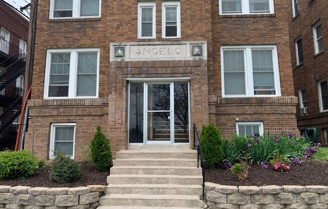 1 bed, 1 bath, 650 sqft, $850, Unit 519 S 18th St-6