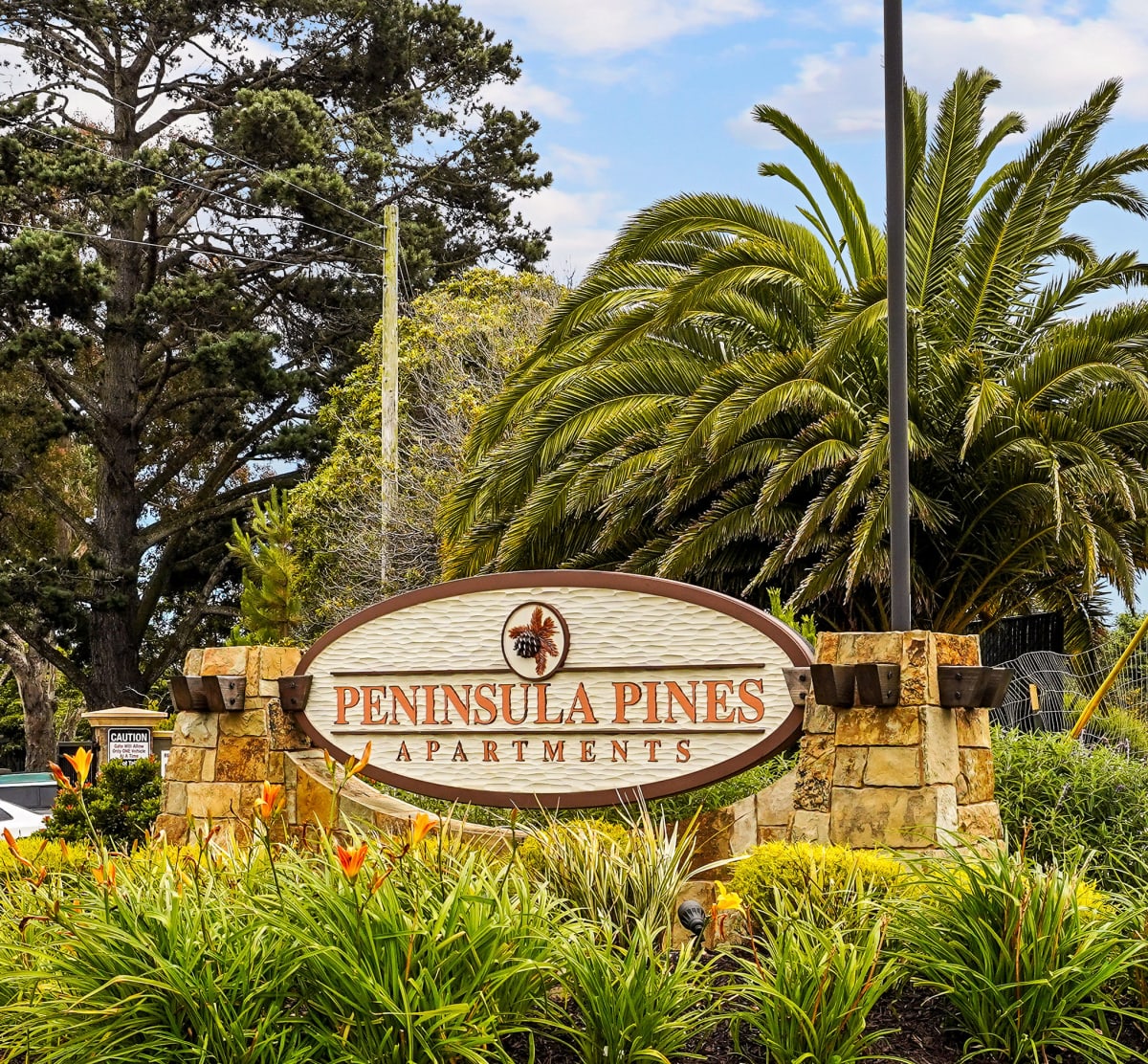 Peninsula Pines Apartments
