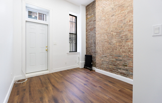 136 E 28 ST
