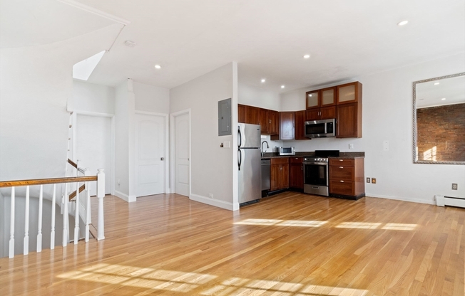 64 W CEDAR ST