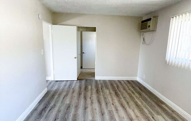 1 bed, 1 bath, 700 sqft, $2,095