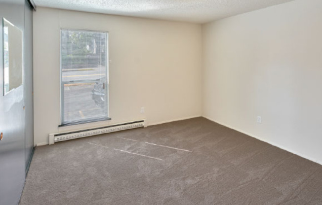 1 bed, 1 bath, 696 sqft, $1,350, Unit 103