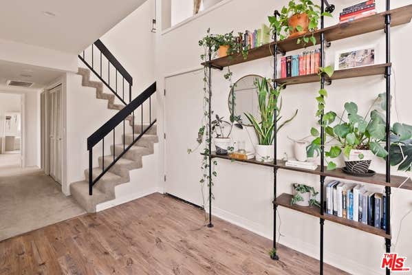 11938 Courtleigh Dr Apt 2